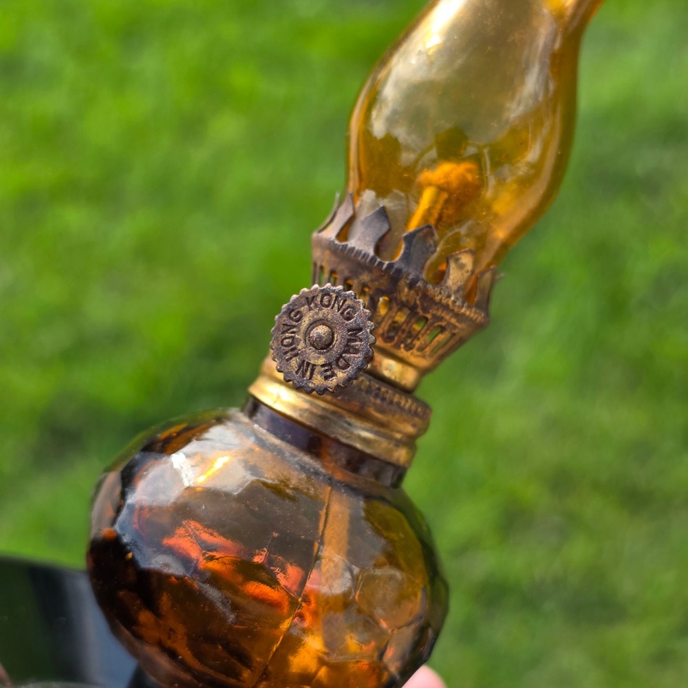Vtg Home Decorative Products Amber Glass Miniature Oil Lamp hurricane ruffle - Picture 2 of 15